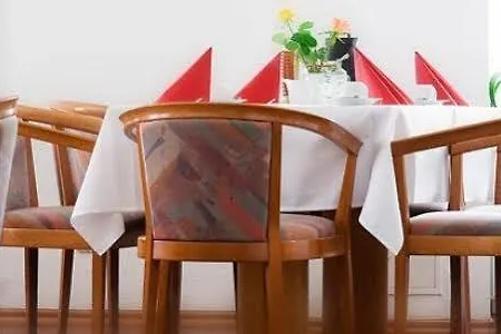 컴포트 베르나우 3*