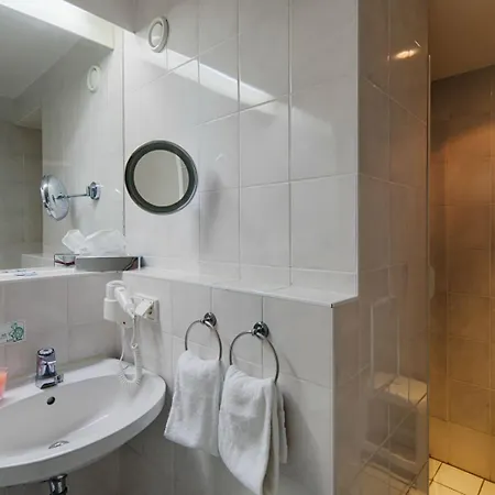 컴포트 베르나우 베르나우 바이 베를린