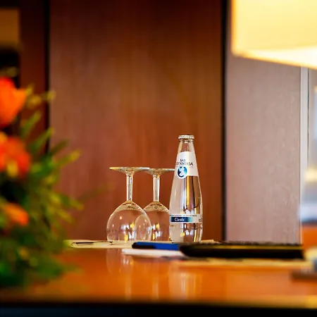 컴포트 베르나우 베르나우 바이 베를린